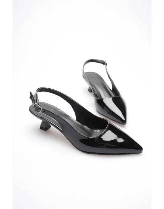 Kadın Siyah Rugan Sivri Burun Slingback Kısa Topuklu Ayakkabı TR20MS04E