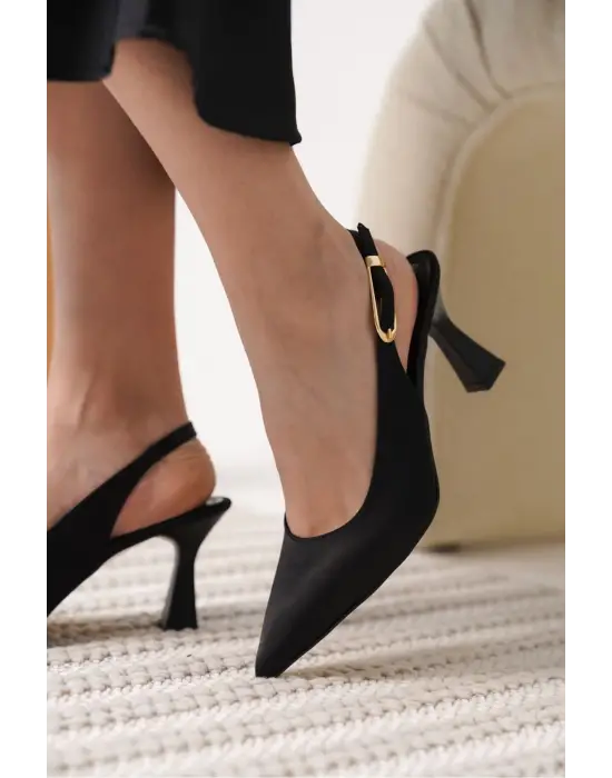 Kadın Siyah Saten Topuklu Ayakkabı TR20MS01F