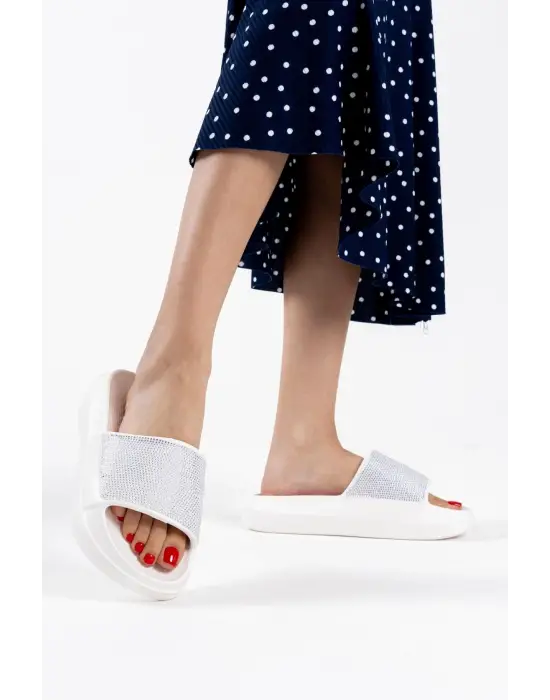 Kadın Taş Detaylı Yazlık Terlik TR42MY02C