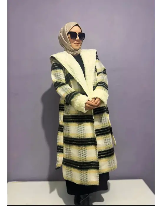 Kapşonlu Kürklü Kaban