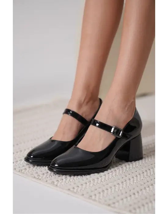 Kelly Siyah Rugan Kadın Topuklu Ayakkabı