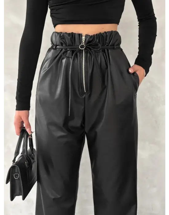 Kendinden İnce Kemerli Deri Pantolon Siyah T1178