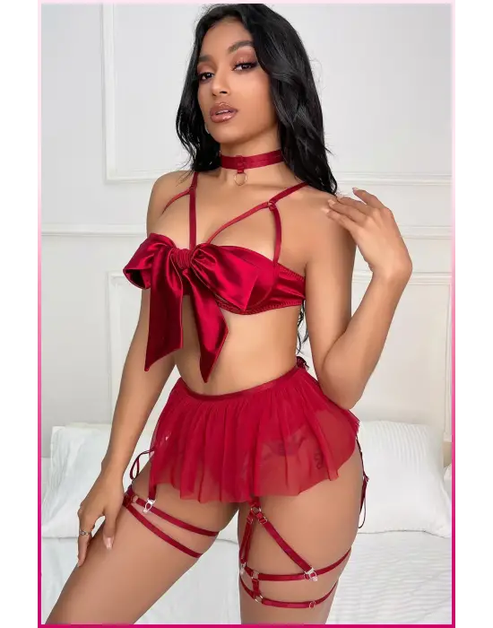 Kırmızı Saten Fiyonk Detaylı Özel Tasarım İç Giyim Seti