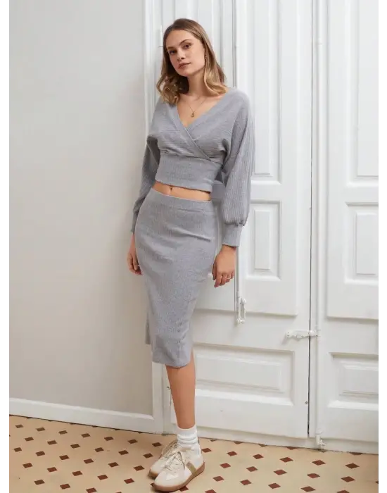 Kruvaze Şardonlu Etekli Takım Gri