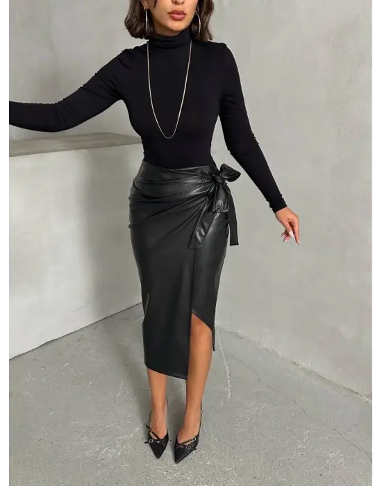 Kuşaklı Uzun Deri Etek Siyah H26414