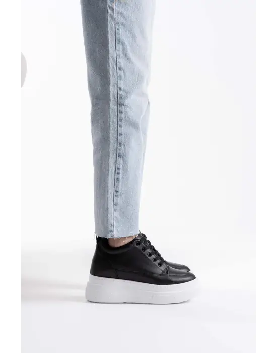 Lauren Kadın Gizli Topuk Beyaz Tabanlı Siyah Spor Ayakkabı