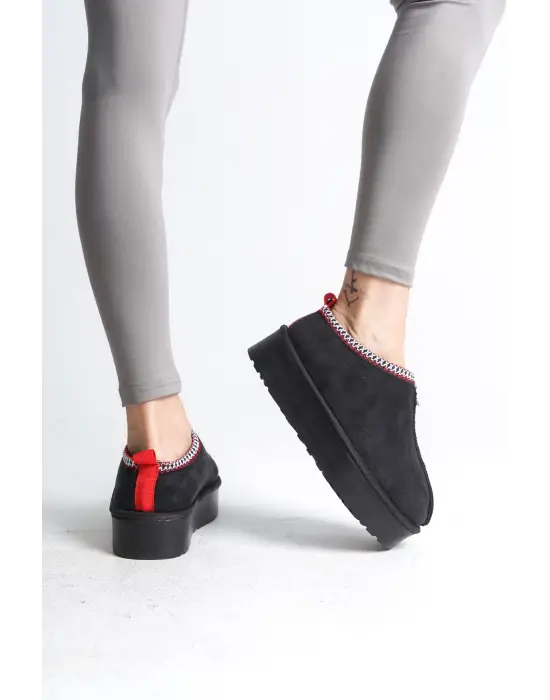 Leıla Bağcıksız Düz Ve Kalın Taban İçi Kürklü Kısa Süet Kadın Bot  St - Siyah