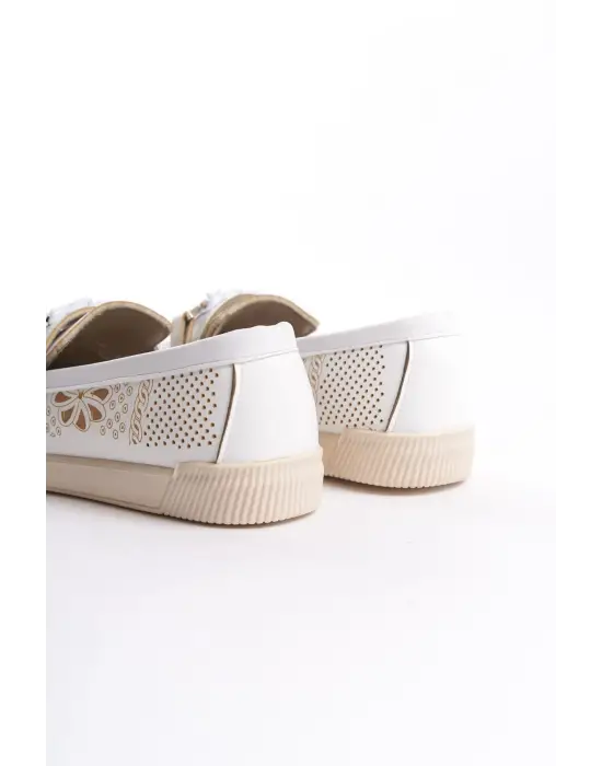 Lızy Bağcıksız Ortopedik Rahat Taban Çiçek Desenli Kadın Babet Ayakkabı  Kt - Beyaz