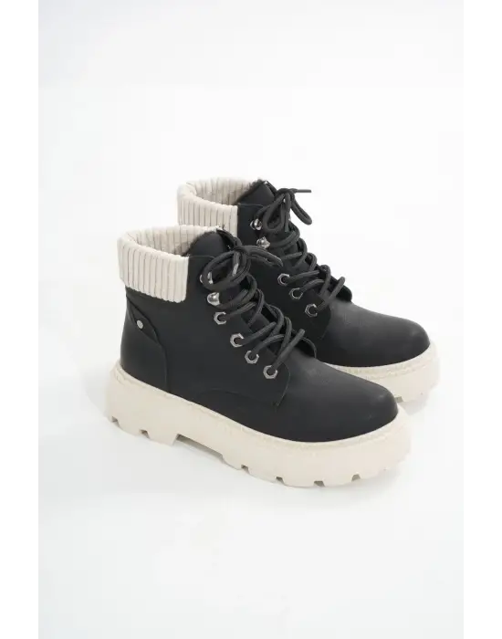 Siyah-Bej Bağcıklı Kalın Taban Kadın Günlük Bot