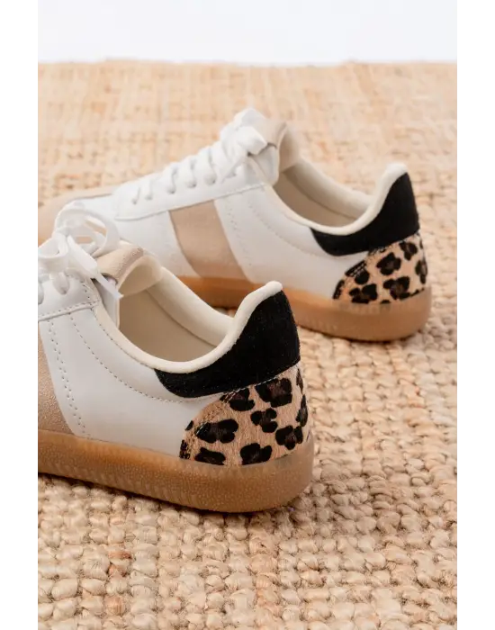 M-6006 Beyaz Garni Leopar Desenli Bağcıklı Termo Taban Günlük Kadın Spor