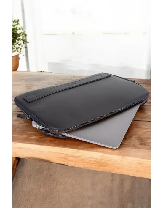 Macbook Air Pro 13 & 13.3 İnç Hakiki Deri Lacivert Laptop Kılıfı