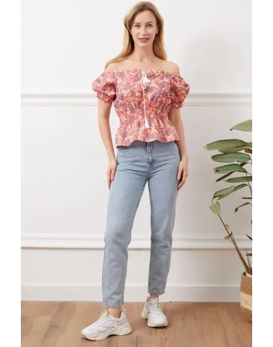 Madonna Yaka Çiçekli Bluz
