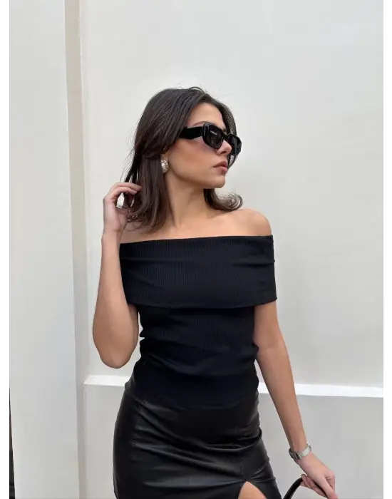 Madonna Yaka Sıfır Kol Bluz