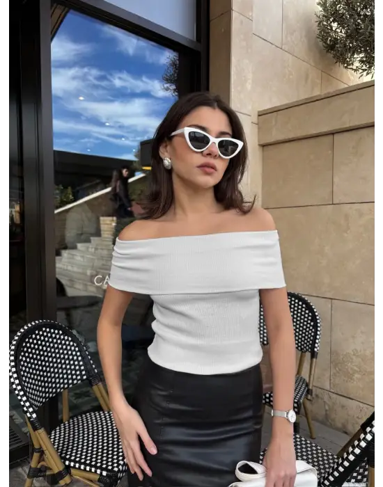 Madonna Yaka Sıfır Kol Bluz Gri