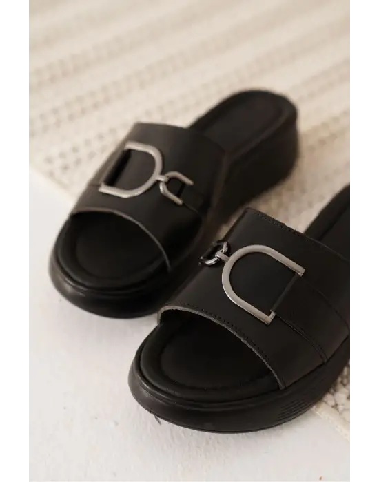 Maria Siyah Hakiki Deri Terlik