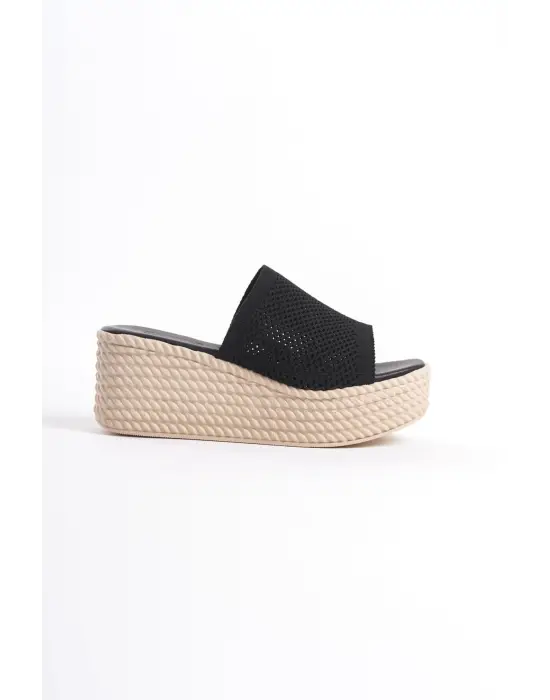 Marla Dolgu Topuklu Ortopedik Taban Hasır Görünümlü Triko Kadın Terlik  Kt - Siyah