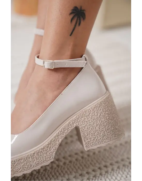 Marla Kadın Bej Rugan Bilekten Baretli Günlük Ayakkabı