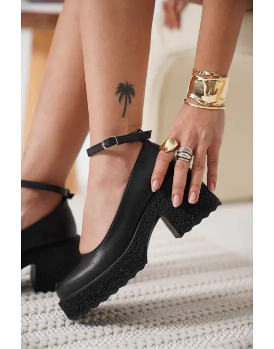 Marla Kadın Siyah Bilekten Baretli Günlük Ayakkabı