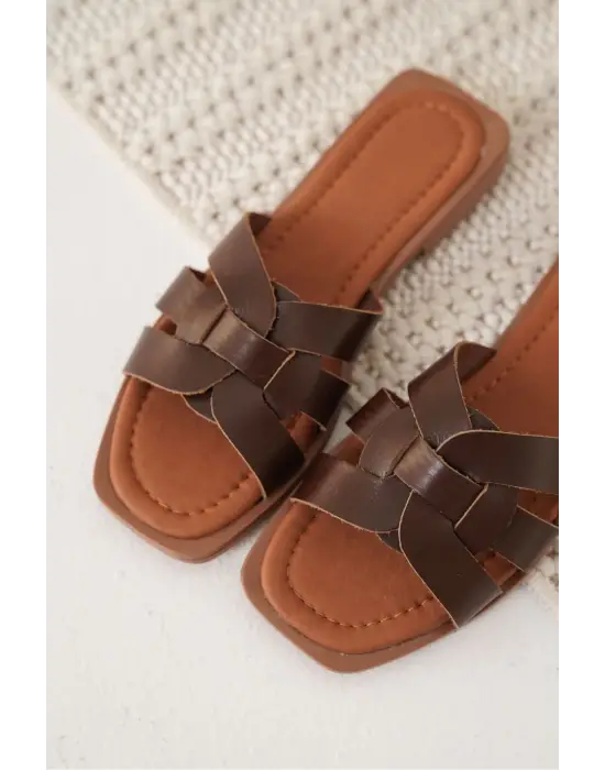 Marlen Acı Kahve Hakiki Deri Terlik