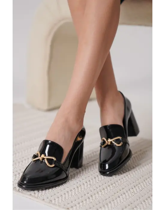 Melly Siyah Rugan Kadın Topuklu Ayakkabı