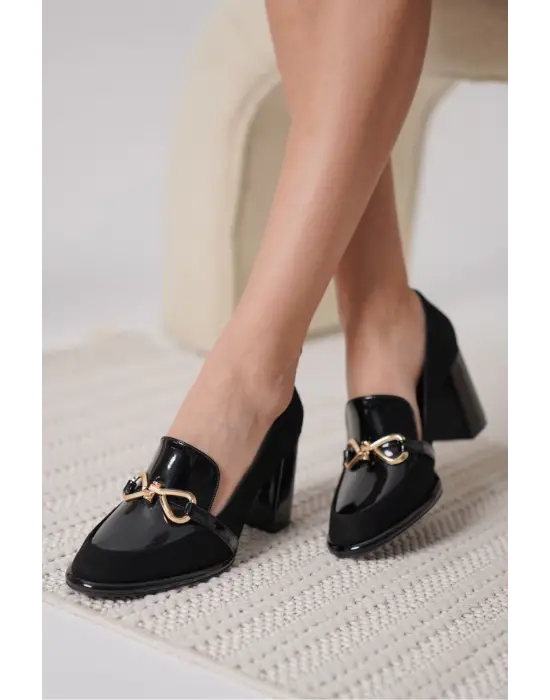 Melly Siyah Rugan Süet Detaylı Kadın Topuklu Ayakkabı