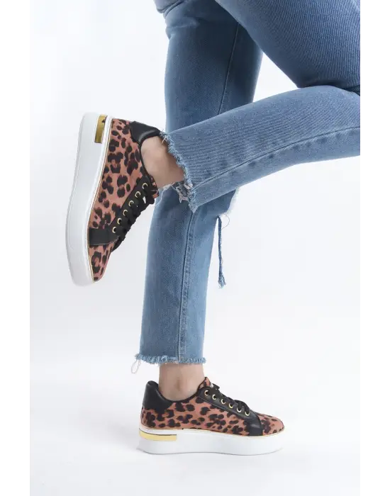 Mına Bağcıklı Ortopedik Taban Leopar Desenli Kadın Sneaker Spor Ayakkabı  Bt - Kahverengi