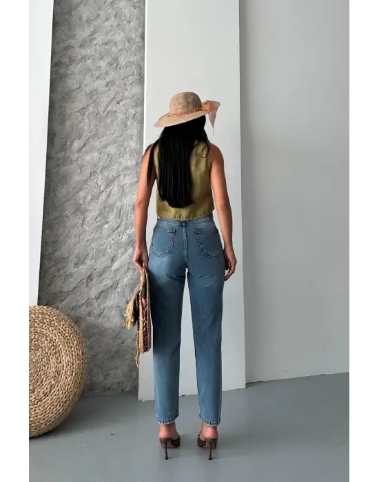 Mom Fit Kar Yıkama Bıyık Detaylı Jeans Pantolon D2006