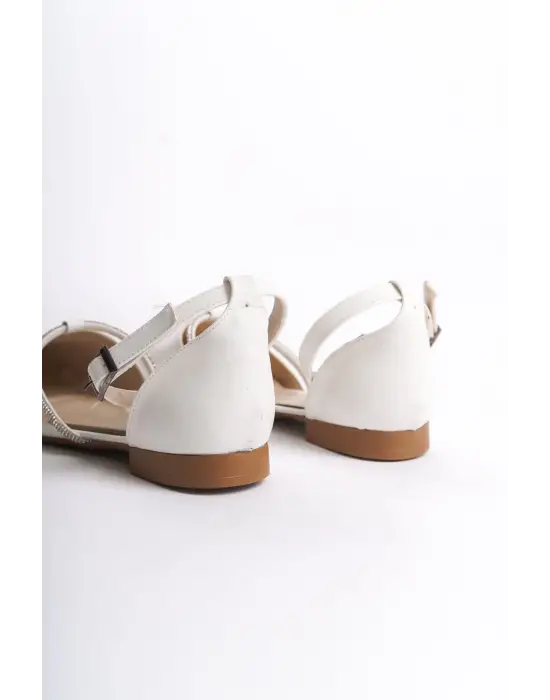 Monıca Tokalı Ortopedik Rahat Taban Taş Detaylı Kadın Babet Ayakkabı  Kt - Beyaz