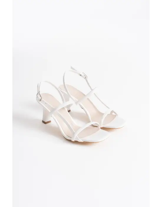 Monya Kadın Beyaz Topuklu Sandalet