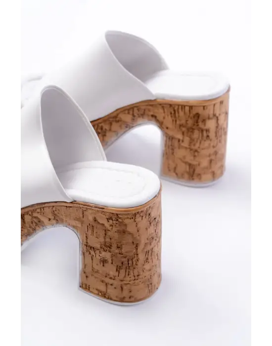 N-7308 Siyah Kalın Yüksek Taban Kadın Terlik