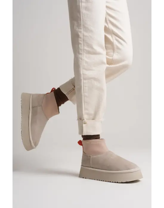 Nadia Kadın Bej Kışlık İçi Kürklü Kalın Taban Bot