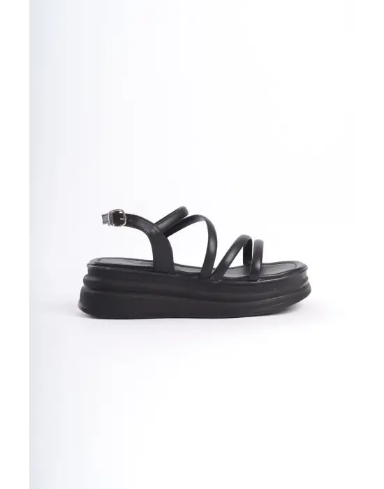 Natalıe İnce Tokalı Şerit Detaylı Ortopedik Taban Kadın Sandalet  St - Siyah