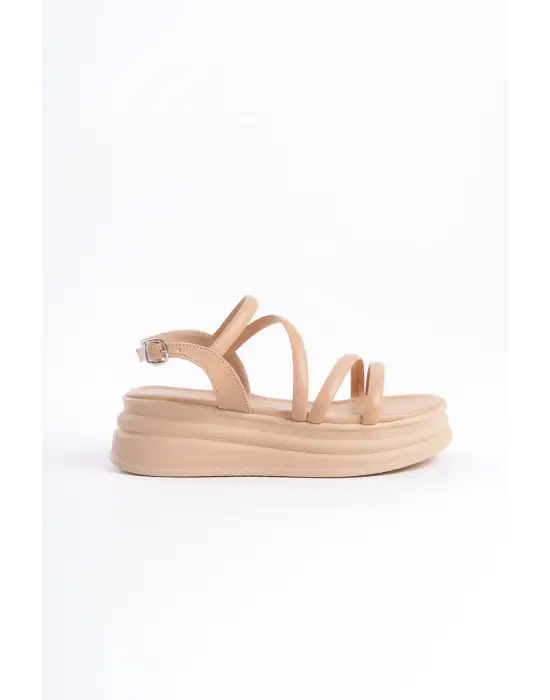 Natalıe İnce Tokalı Şerit Detaylı Ortopedik Taban Kadın Sandalet Tt - Ten