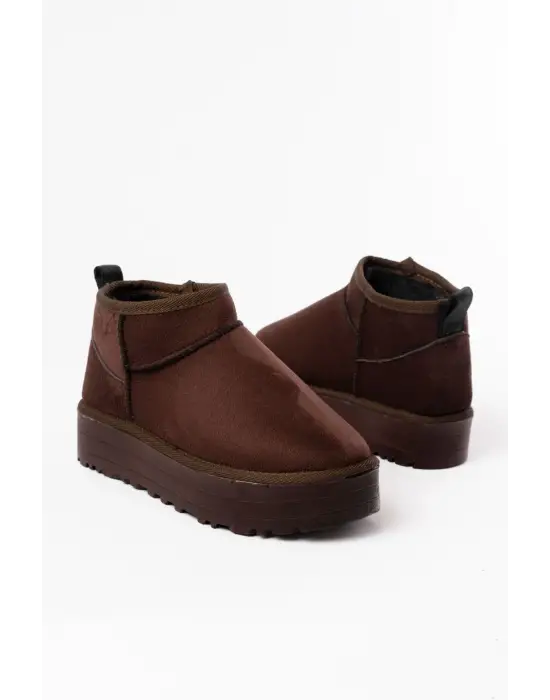 Kahverengi Süet İçi Kürklü Kışlık Kapalı Burun Kadın Günlük Terlik