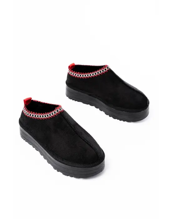 Siyah Süet İçi Kürklü Kışlık Kapalı Burun Kadın Günlük Terlik