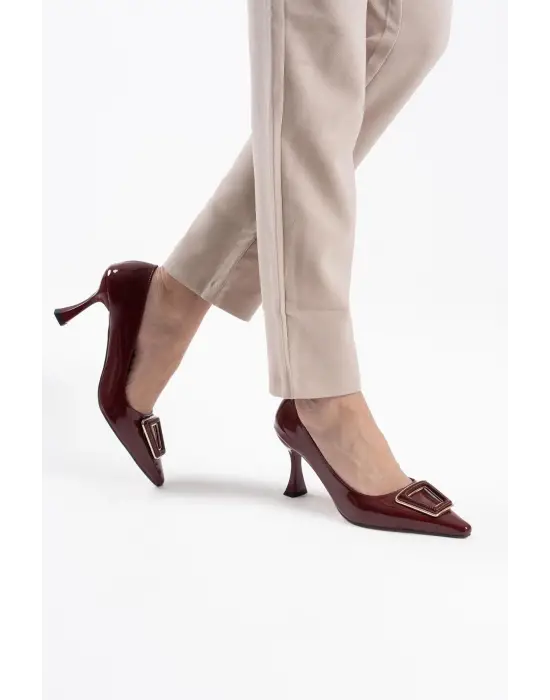 Nora Kadın Bordo Rugan Ayakkabı