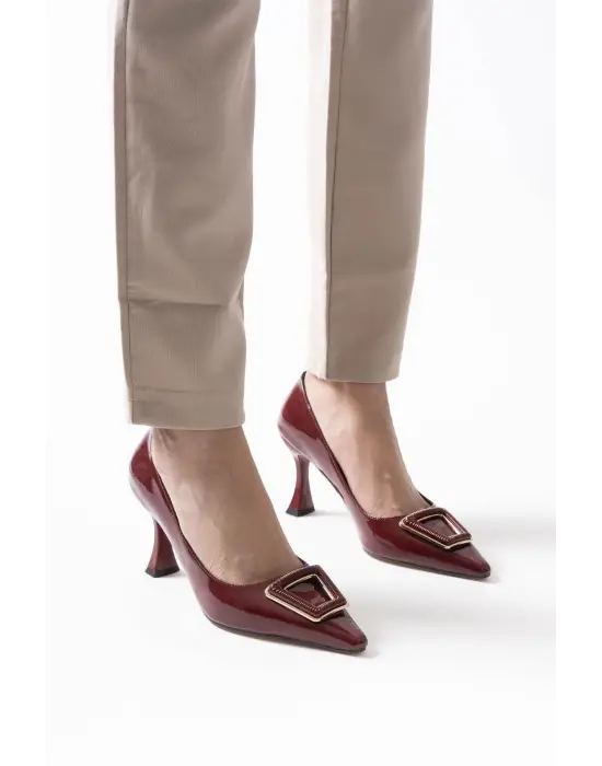 Nora Kadın Bordo Rugan Ayakkabı