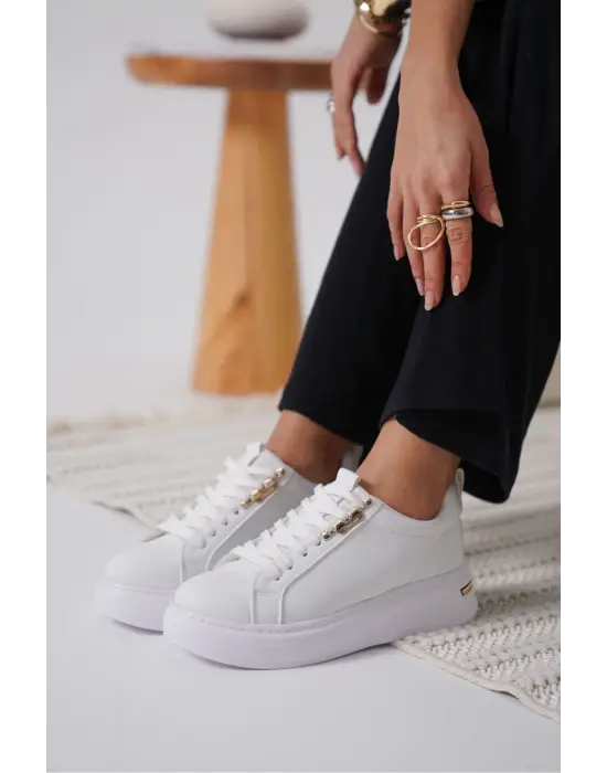 Nova Kadın Gold Detaylı Beyaz Sneaker