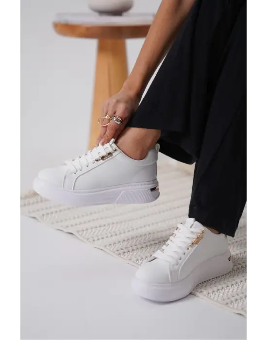 Nova Kadın Gold Detaylı Beyaz Sneaker