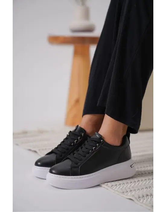 Nova Kadın Gümüş Detaylı Siyah Sneaker
