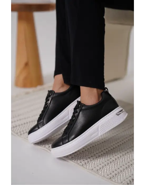 Nova Kadın Gümüş Detaylı Siyah Sneaker