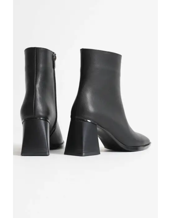 Ornela Kadın Siyah Topuklu Bot