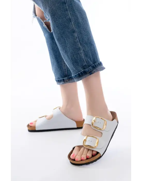 Beyaz Günlük Kadın Terlik