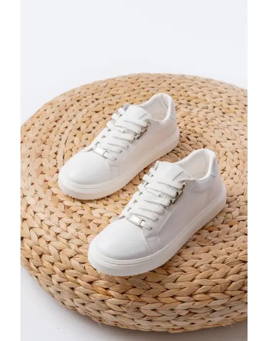 P-910 Beyaz Bağcıklı Taban Dikişli Günlük Kadın Spor