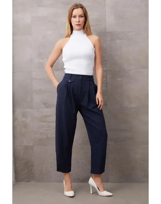 Paçası Düğmeli Yüksek Bel Pantolon