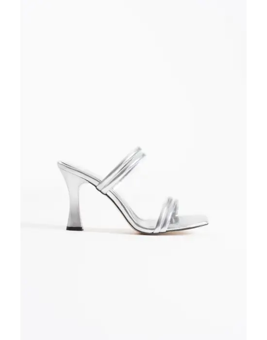 Petra Kadın Gümüş Topuklu Terlik