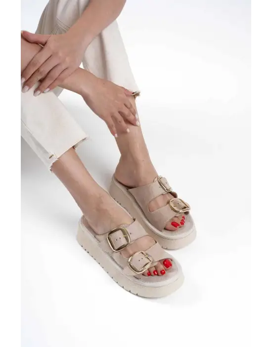 Place Bej Cilt Terlik