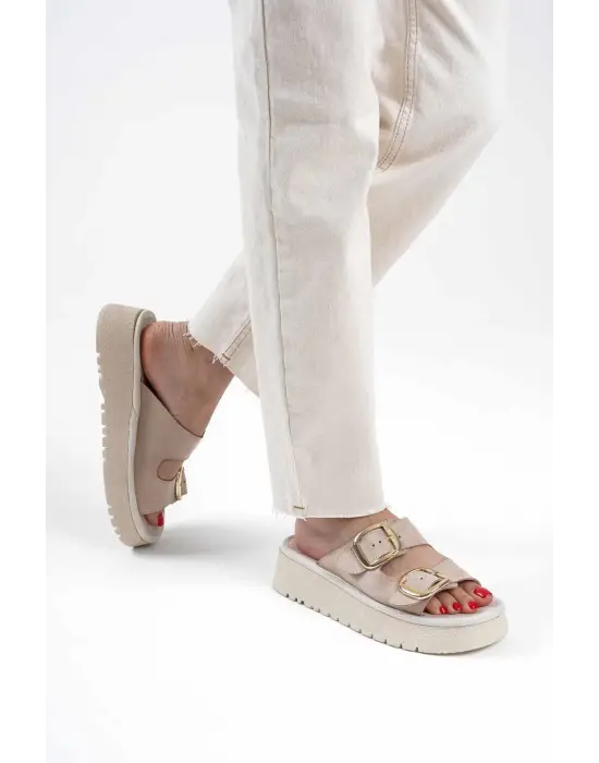 Place Bej Cilt Terlik