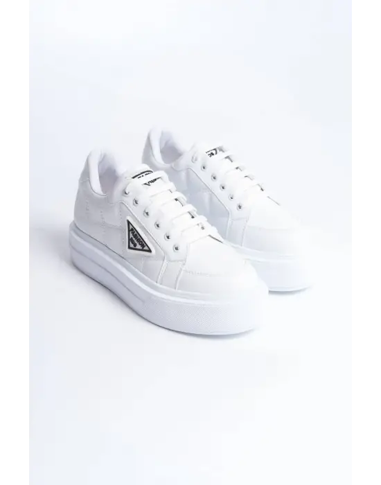 Prag Bağcıklı Ortopedik Taban Desenli Kadın Sneaker Spor Ayakkabı  Bt - Beyaz
