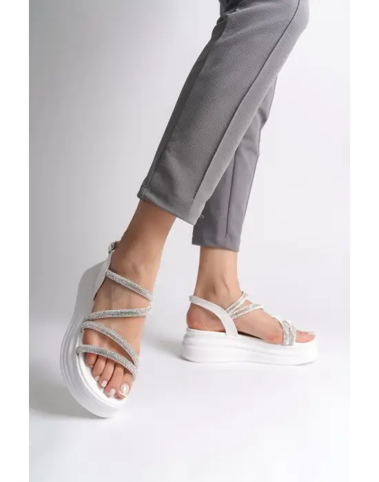 Rıley İnce Tokalı Taşlı Şeritli Ortopedik Taban Kadın Sandalet Bt - Beyaz